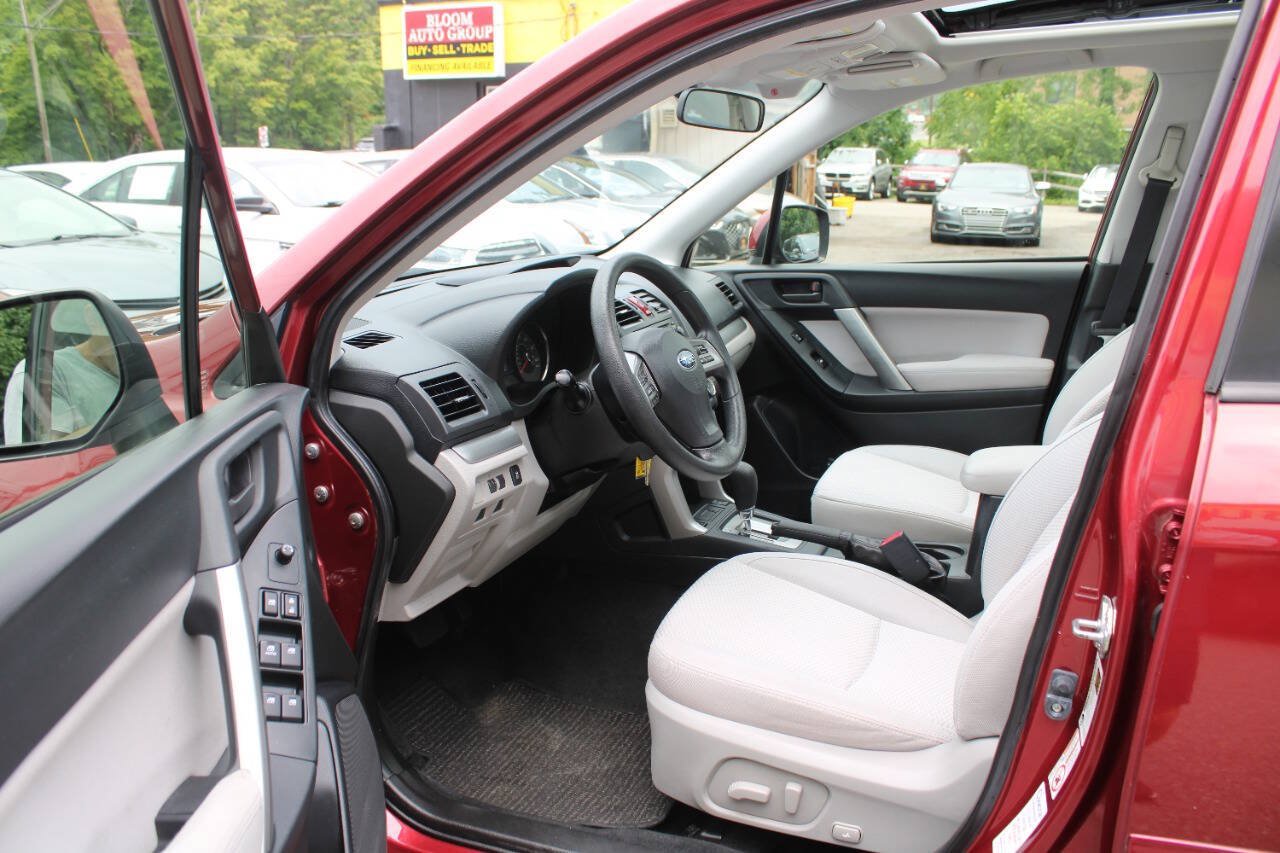Used 2015 Subaru Forester 2.5i Premium AWD/4WD image 23