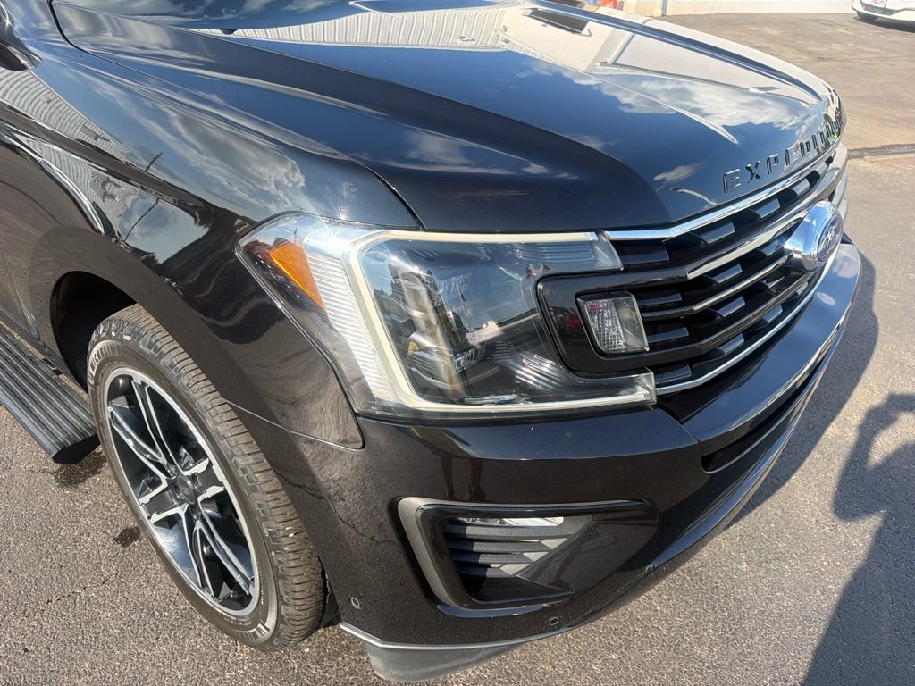 Used 2019 Ford Expedition Max Limited w/ Equipment Group 303A AWD/4WD image 15