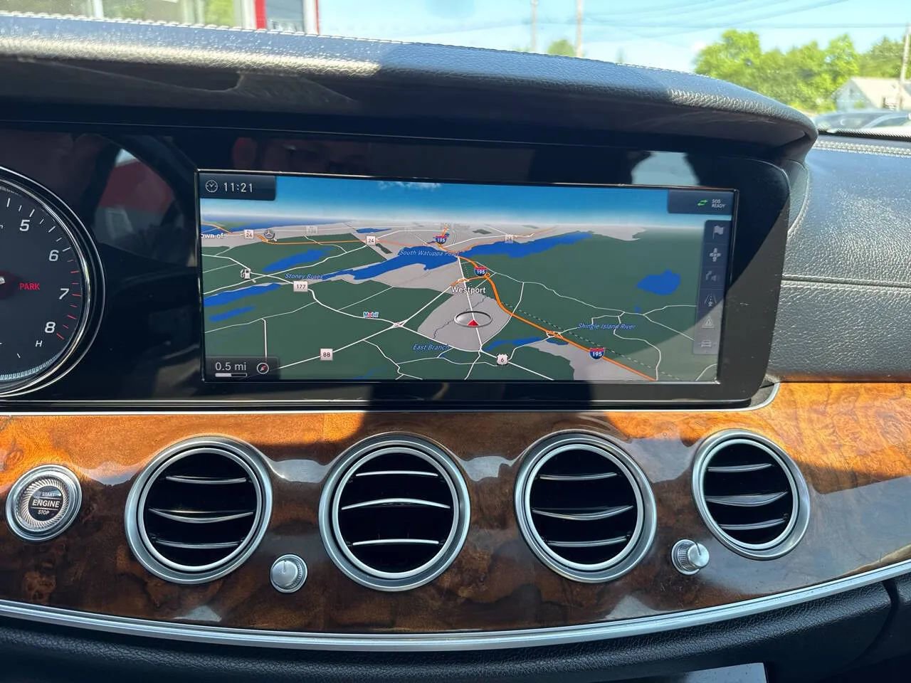 Used 2017 Mercedes-Benz E 300 4MATIC image 14