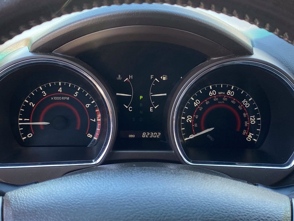 Used 2010 Toyota Highlander Limited FWD image 32