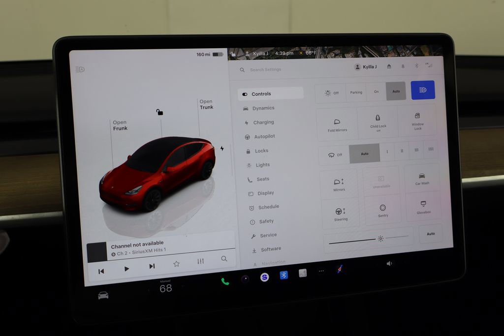 Used 2023 Tesla Model Y Long Range AWD/4WD image 28