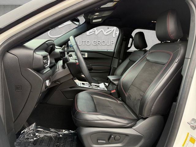 Used 2023 Ford Explorer ST-Line w/ Class IV Trailer Tow Package image 19