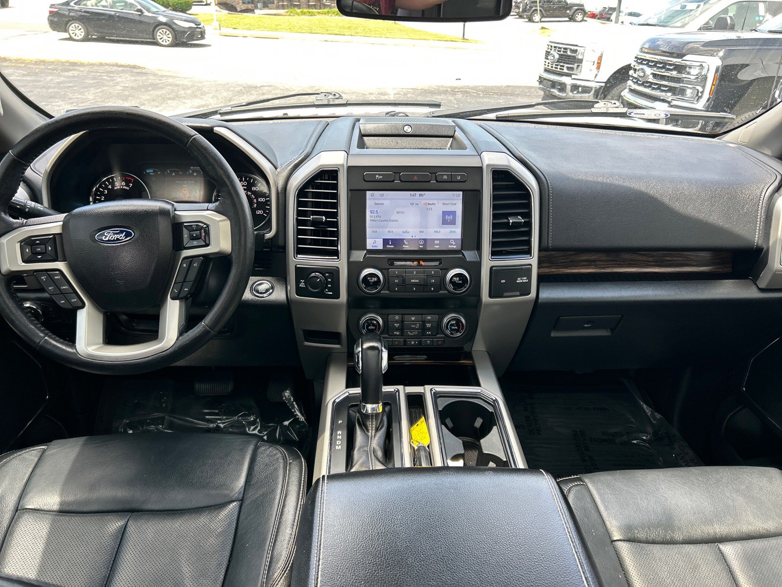 Used 2020 Ford F150 Lariat w/ Equipment Group 502A Luxury AWD/4WD image 6
