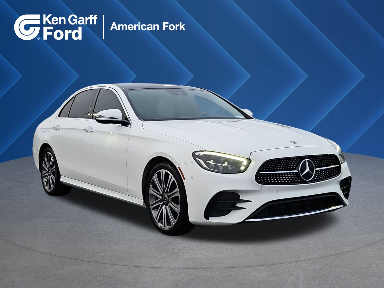 Used 2022 Mercedes-Benz E 350 4MATIC Sedan image 1