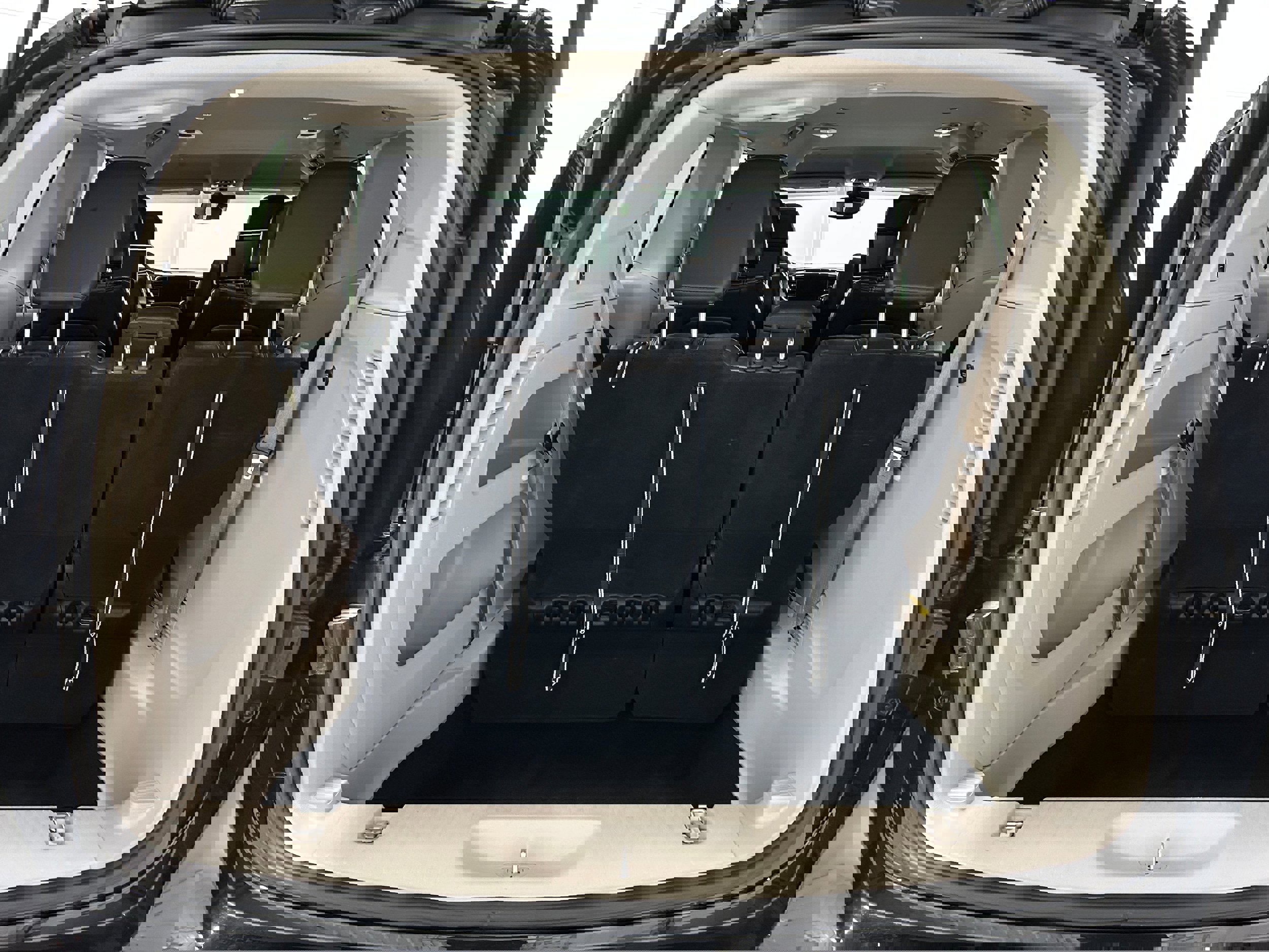 Used 2022 Chrysler Pacifica Touring-L image 35