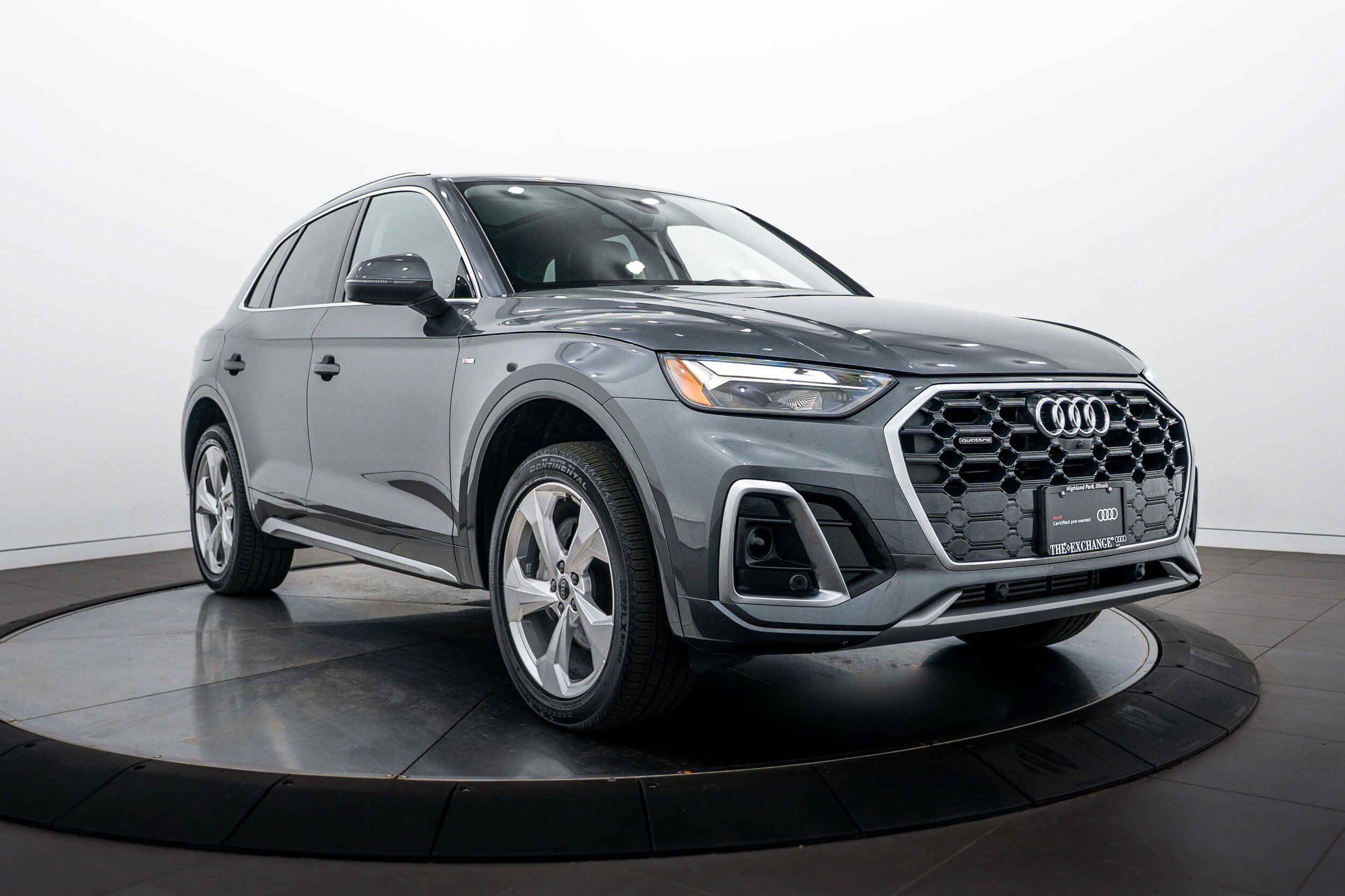 Certified 2023 Audi Q5 2.0T Premium Plus AWD/4WD image 2