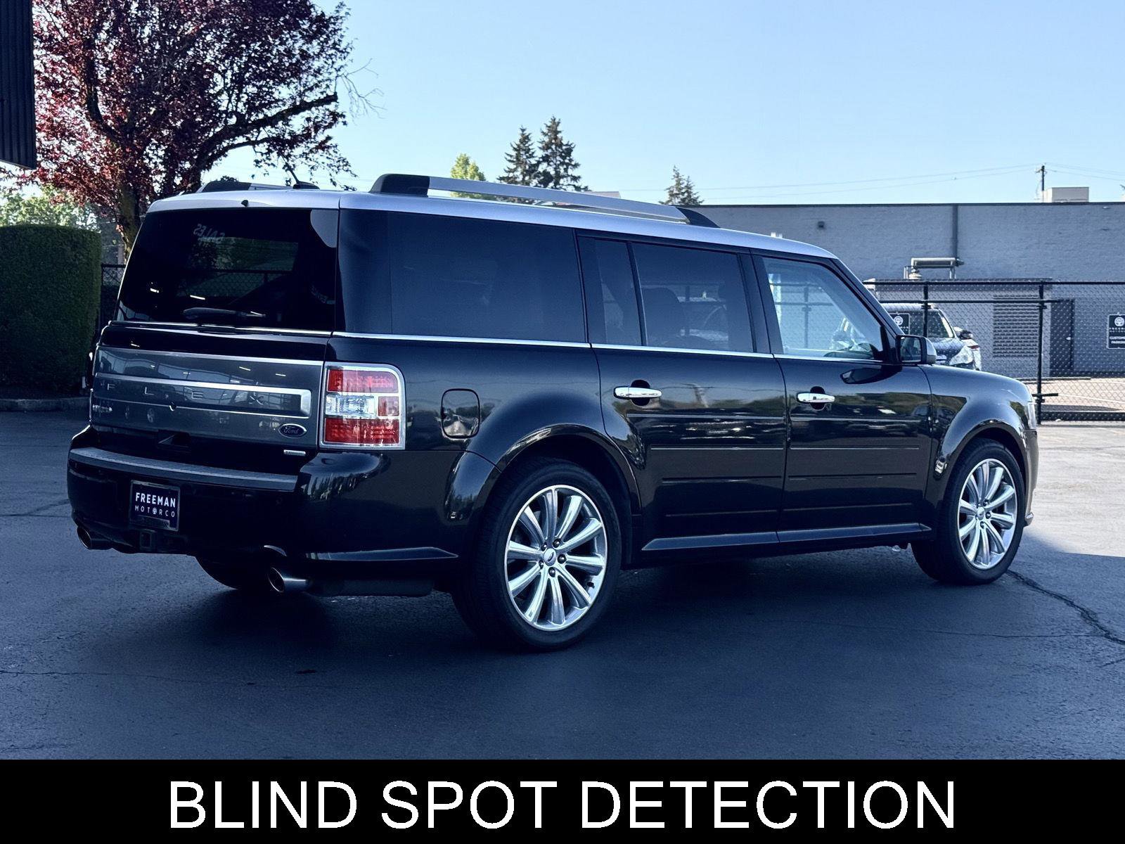 Used 2015 Ford Flex Limited w/ Equipment Group 302A AWD/4WD image 8