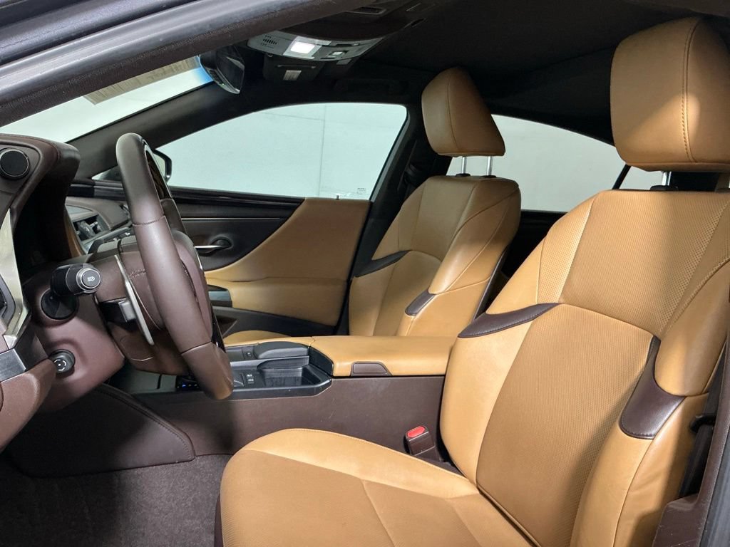 Used 2020 Lexus ES 300h w/ Premium Package FWD image 22