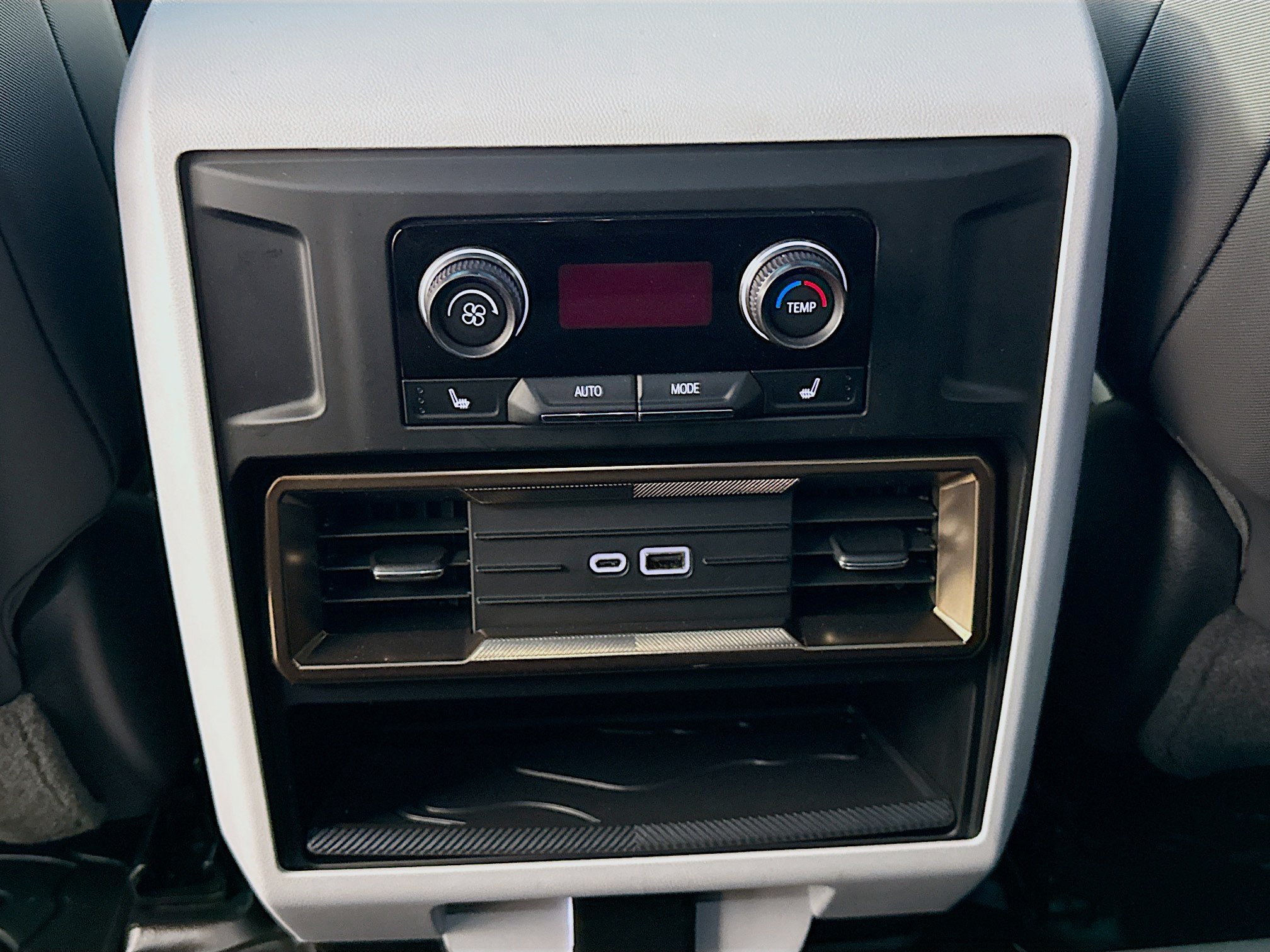 Used 2024 GMC Hummer EV 3X AWD/4WD image 28