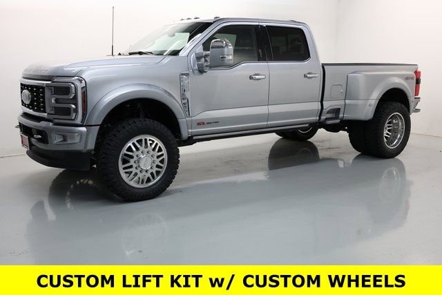 Used 2024 Ford F450 Platinum AWD/4WD image 3