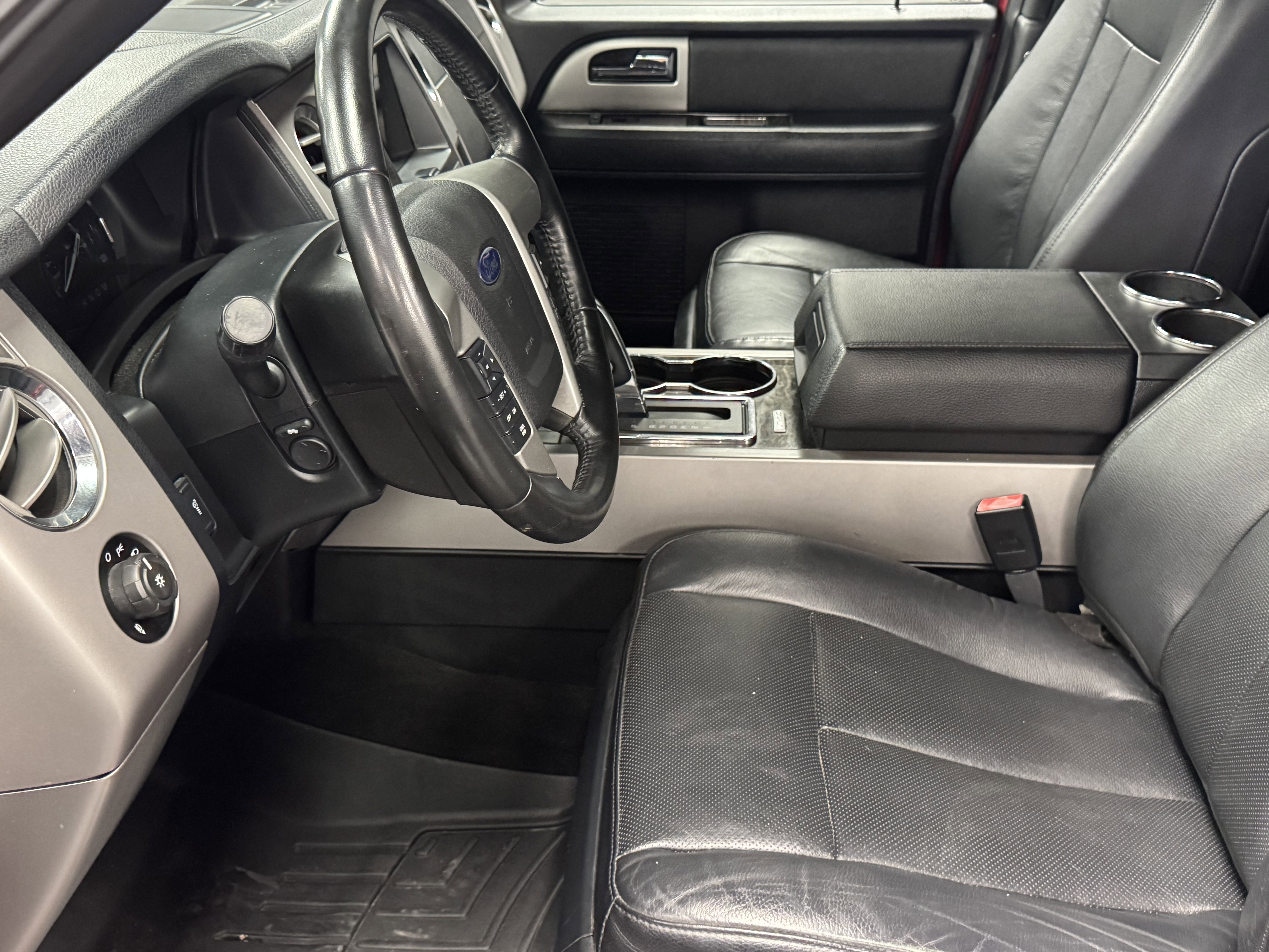 Used 2017 Ford Expedition EL Limited w/ Equipment Group 301A image 13