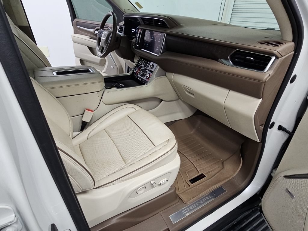 Used 2022 GMC Yukon Denali w/ Advanced Technology Package RWD image 44
