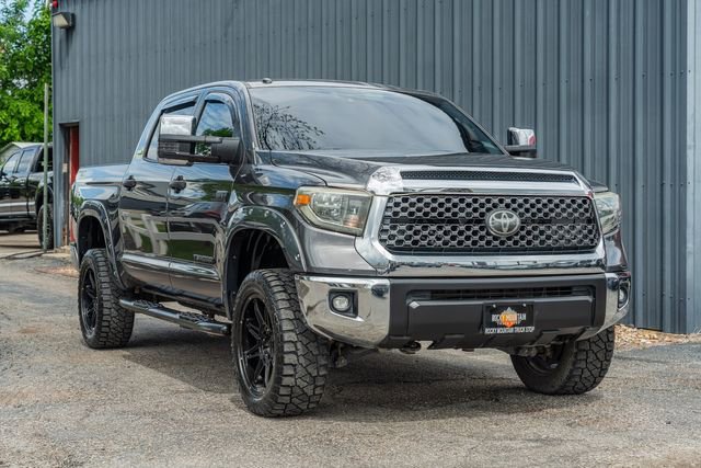 Used 2018 Toyota Tundra SR5 w/ TRD Off Road Package image 8