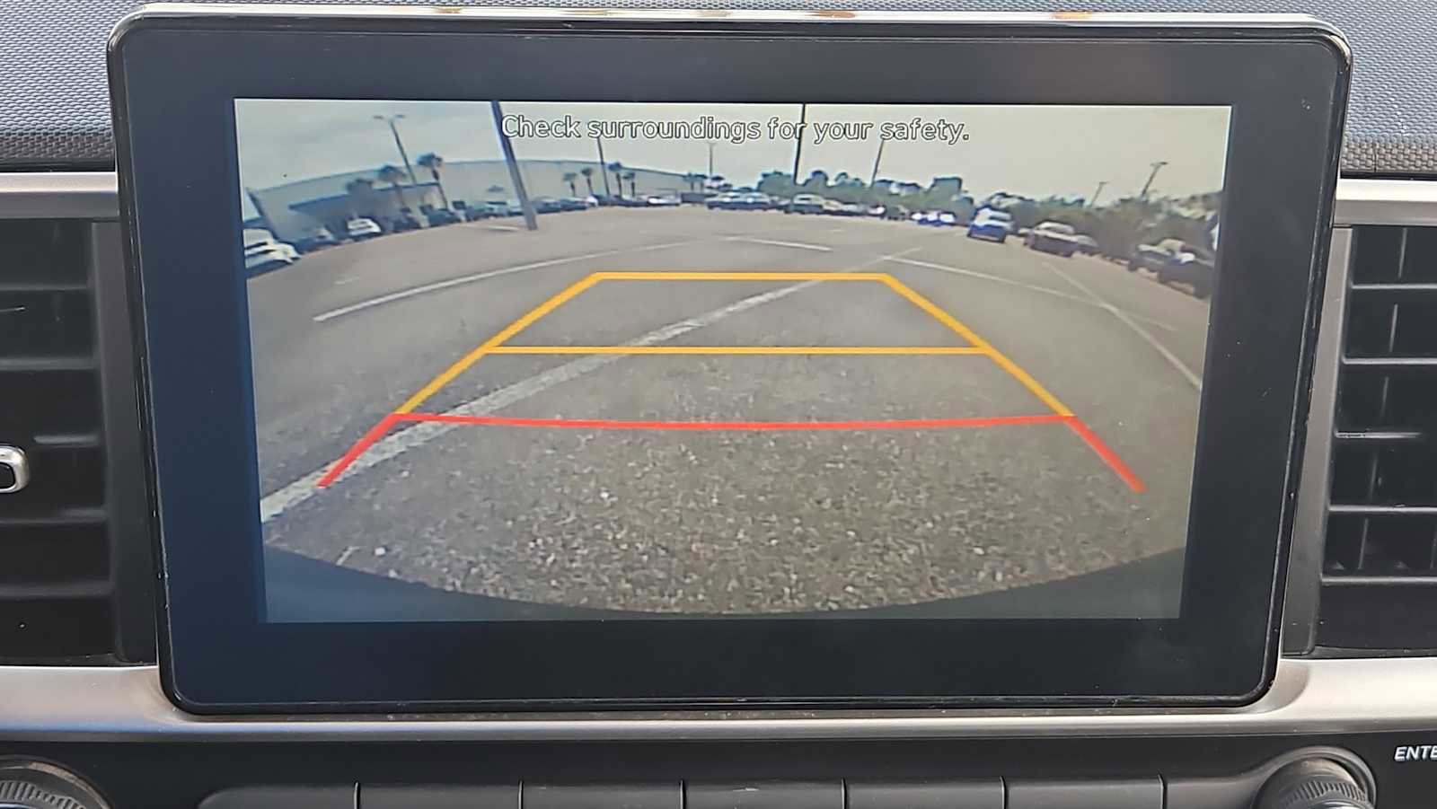 Used 2022 Hyundai Venue SEL FWD image 24