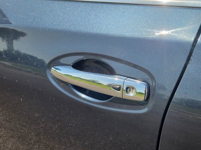 Used 2016 Nissan Rogue SL w/ SL Premium Package FWD image 20