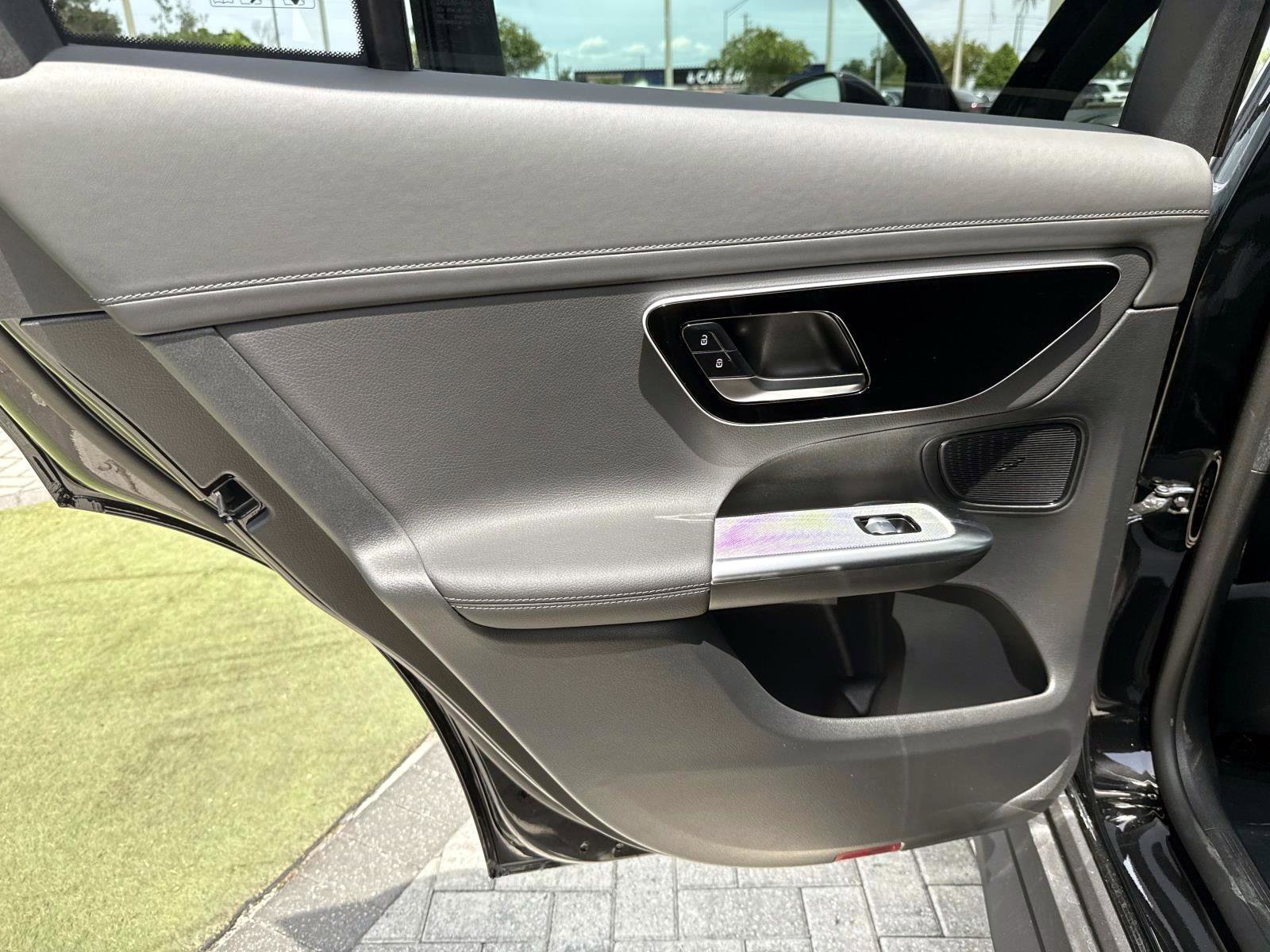 New 2026 Mercedes-Benz GLC 350e 4MATIC image 12