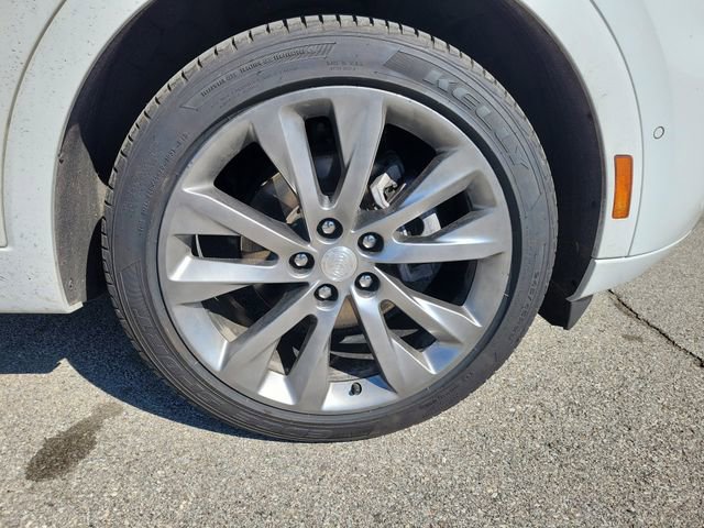 Used 2021 Buick Envision Avenir w/ Technology Package II image 7