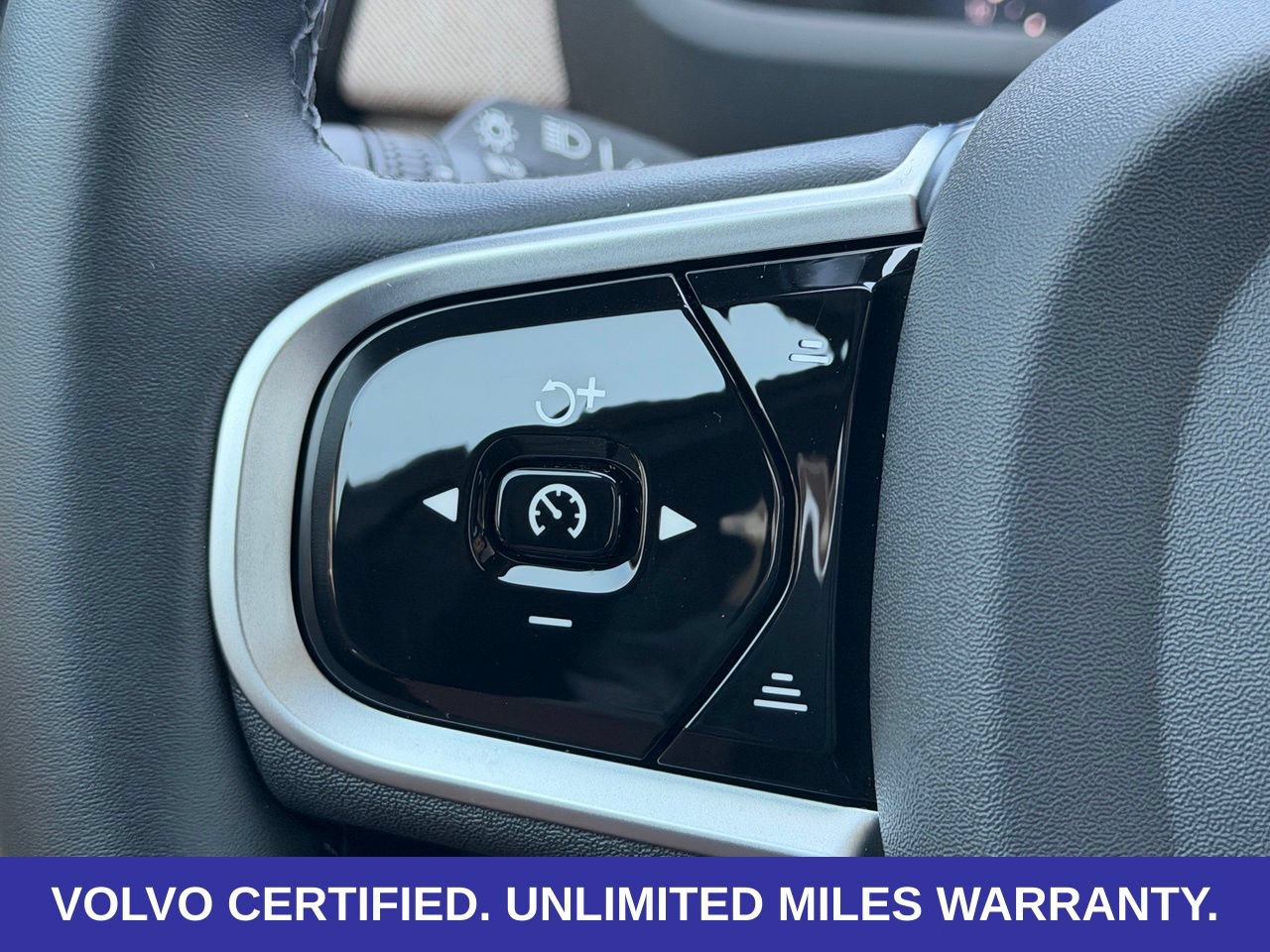 Certified 2026 Volvo XC90 B6 Plus w/ Protection Package Premier AWD/4WD image 19