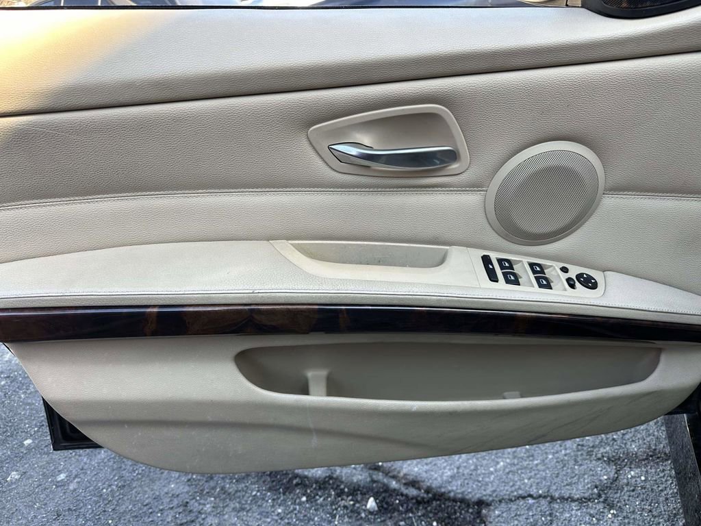 Used 2008 BMW 328xi Sedan image 16