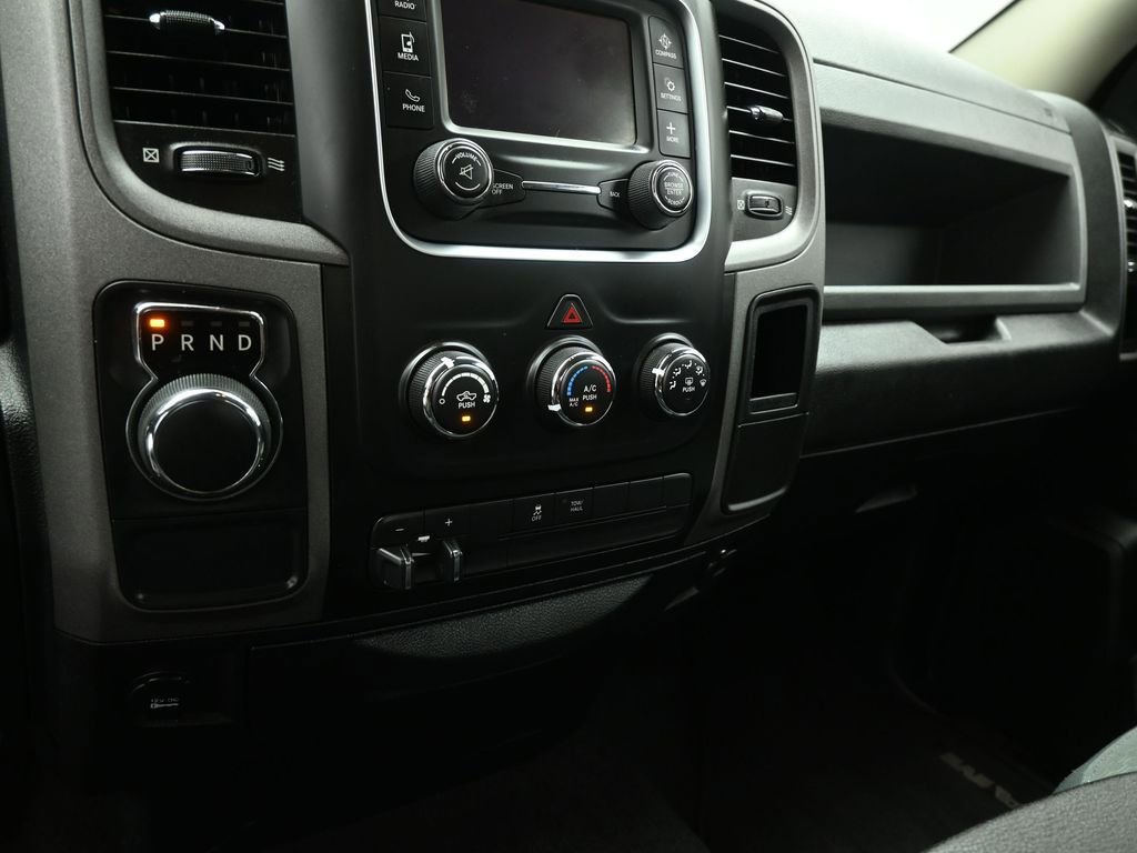 Used 2018 RAM 1500 Express image 16