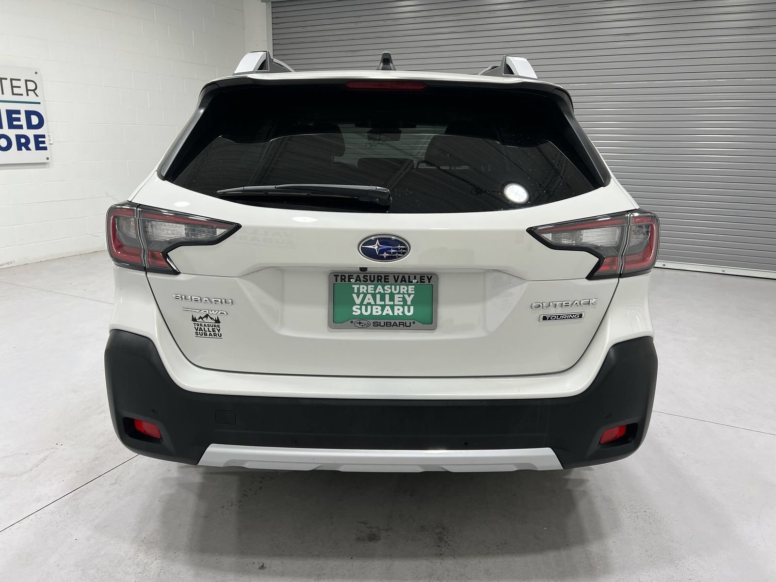 Used 2025 Subaru Outback Touring AWD/4WD image 7