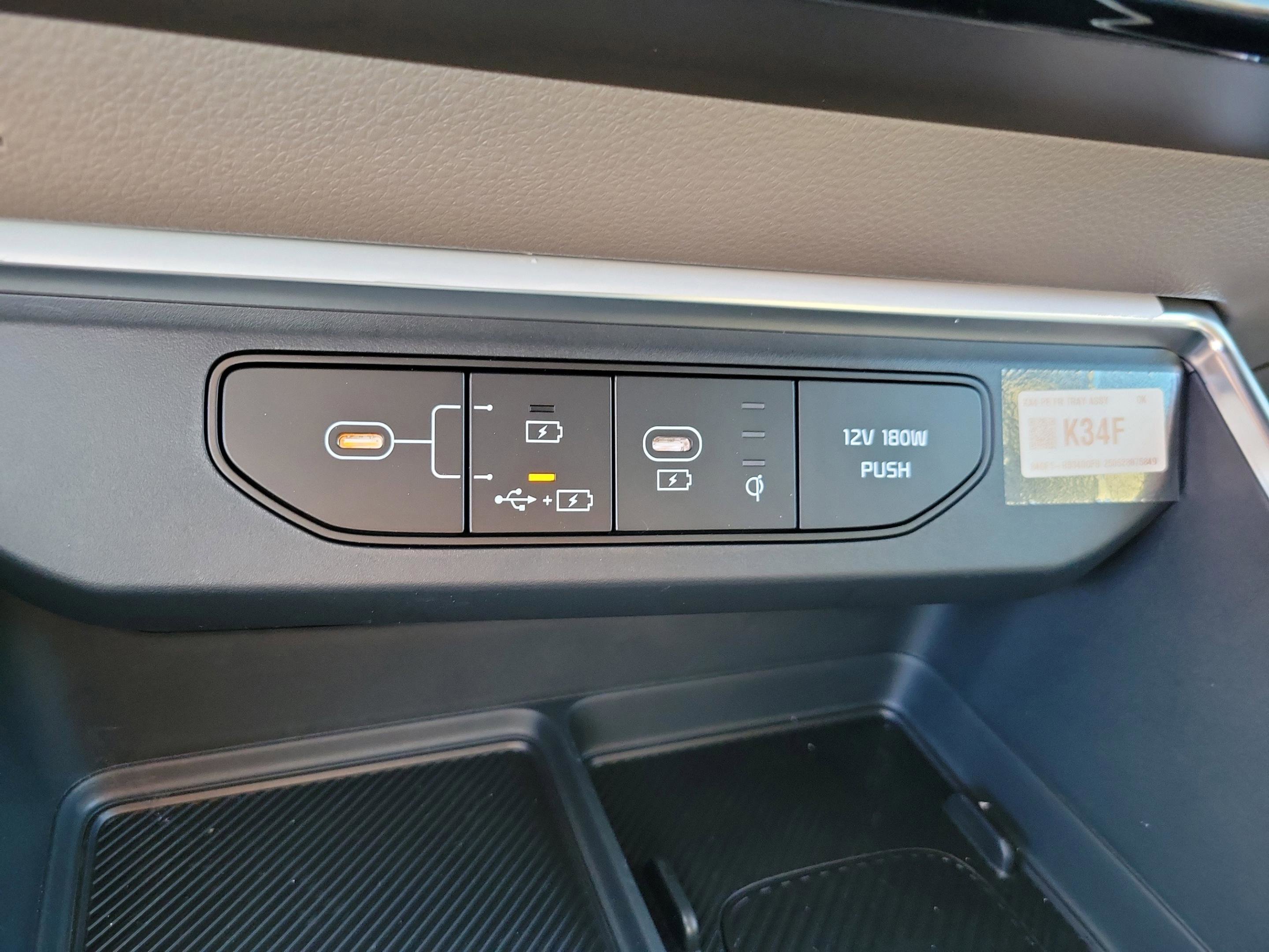 New 2026 Kia Carnival EX image 20