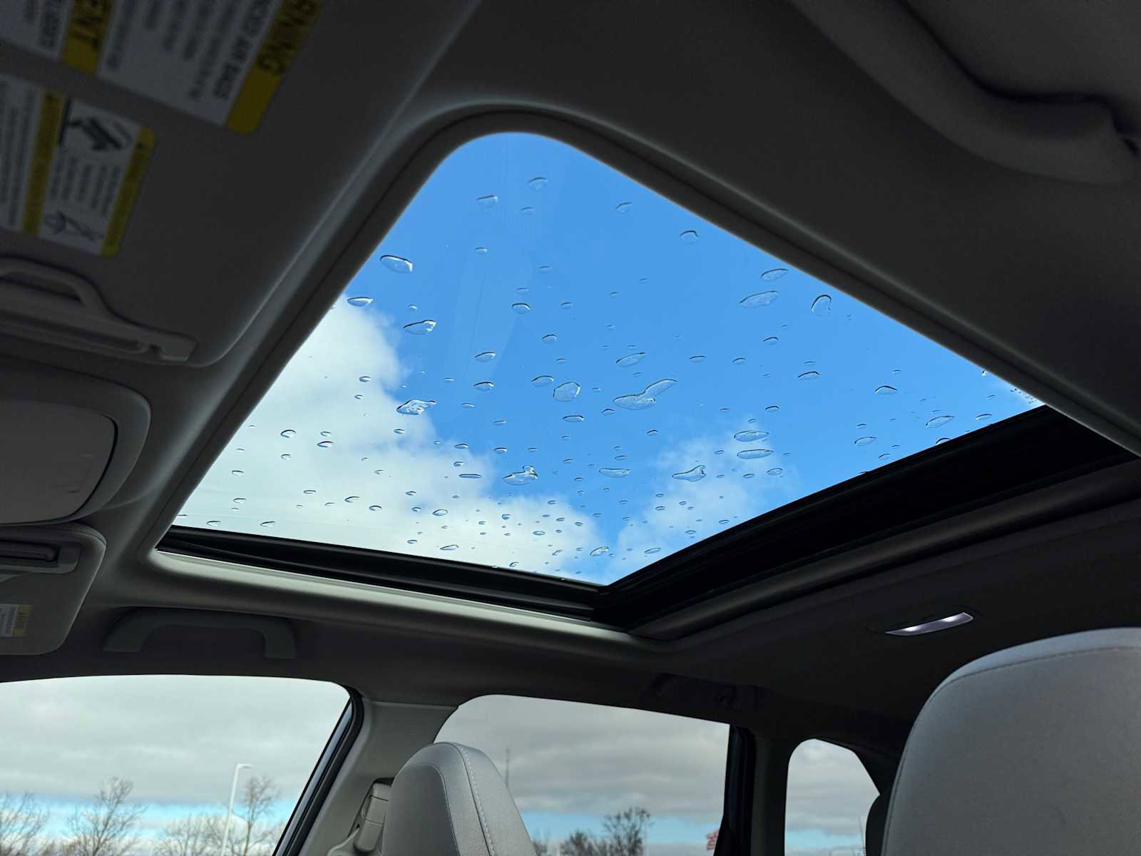 Used 2024 Subaru Forester Premium image 3