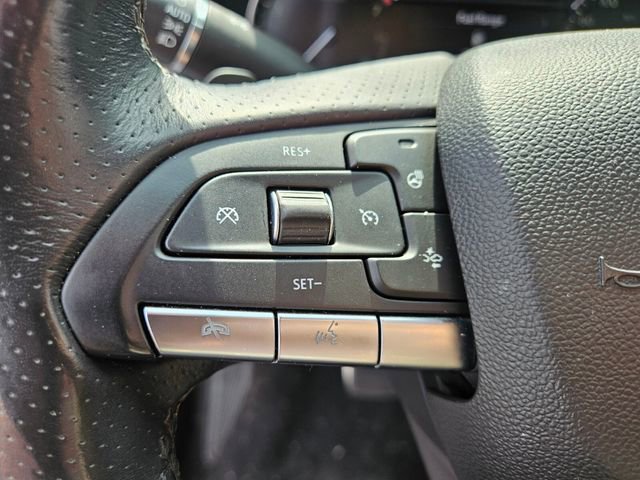 Used 2021 Cadillac XT4 Sport w/ Cold Weather Package image 27