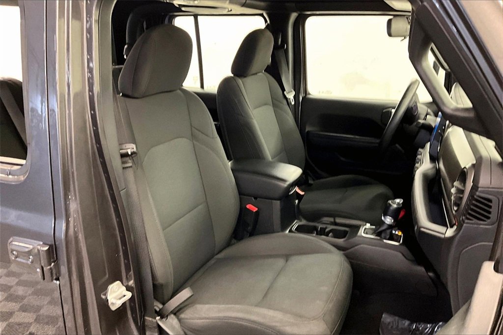Used 2020 Jeep Gladiator Sport w/ Trailer Tow Package image 6