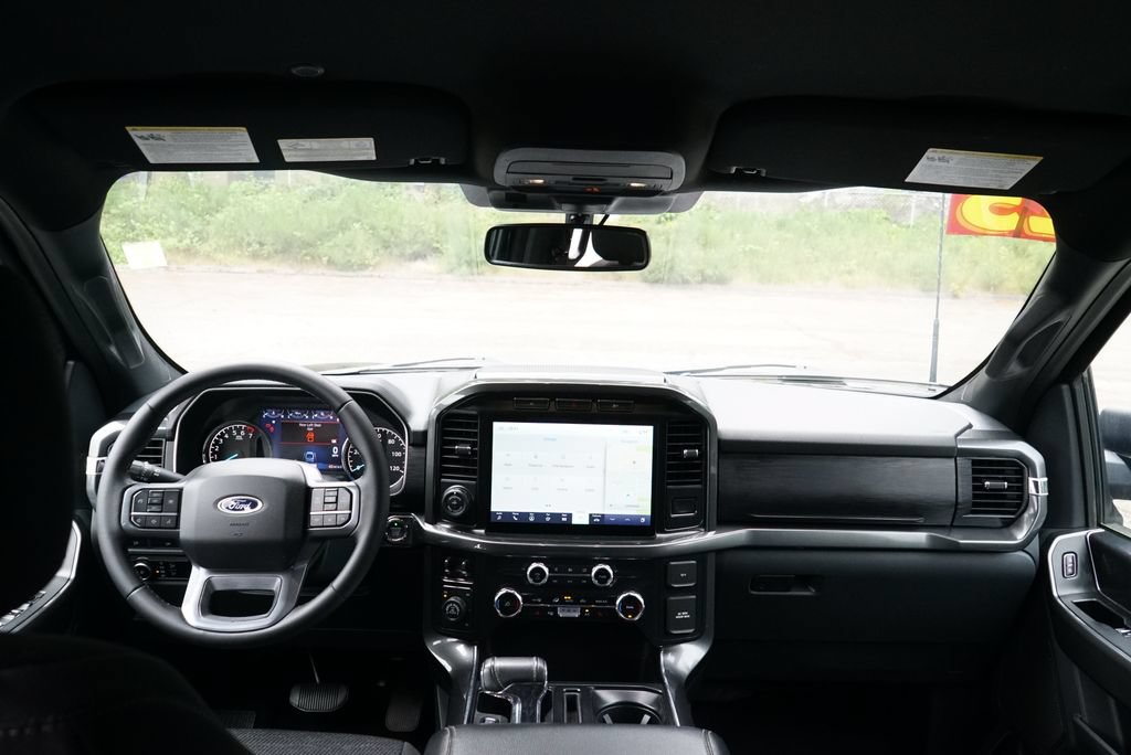 Used 2013 Ford F150 XLT w/ Mid Equipment Group AWD/4WD image 13