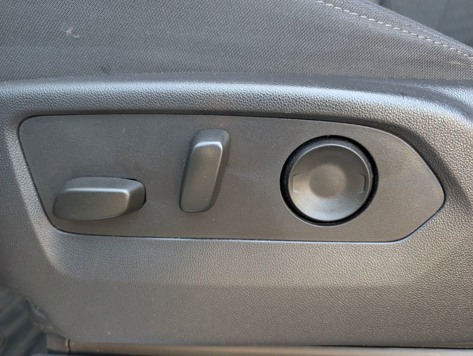 Used 2023 Chevrolet Silverado 1500 RST image 10