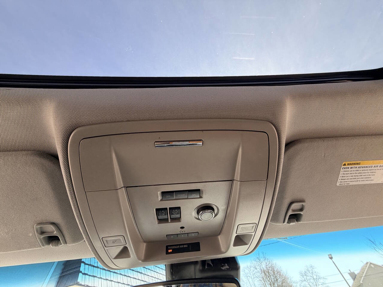 Used 2016 Chevrolet Suburban LT AWD/4WD image 34