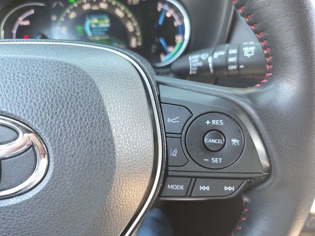 Used 2021 Toyota RAV4 SE w/ Weather & Moonroof Package AWD/4WD image 31