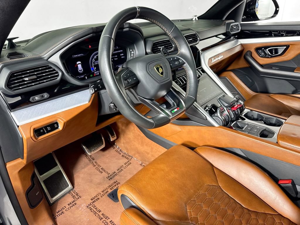 Used 2020 Lamborghini Urus image 9