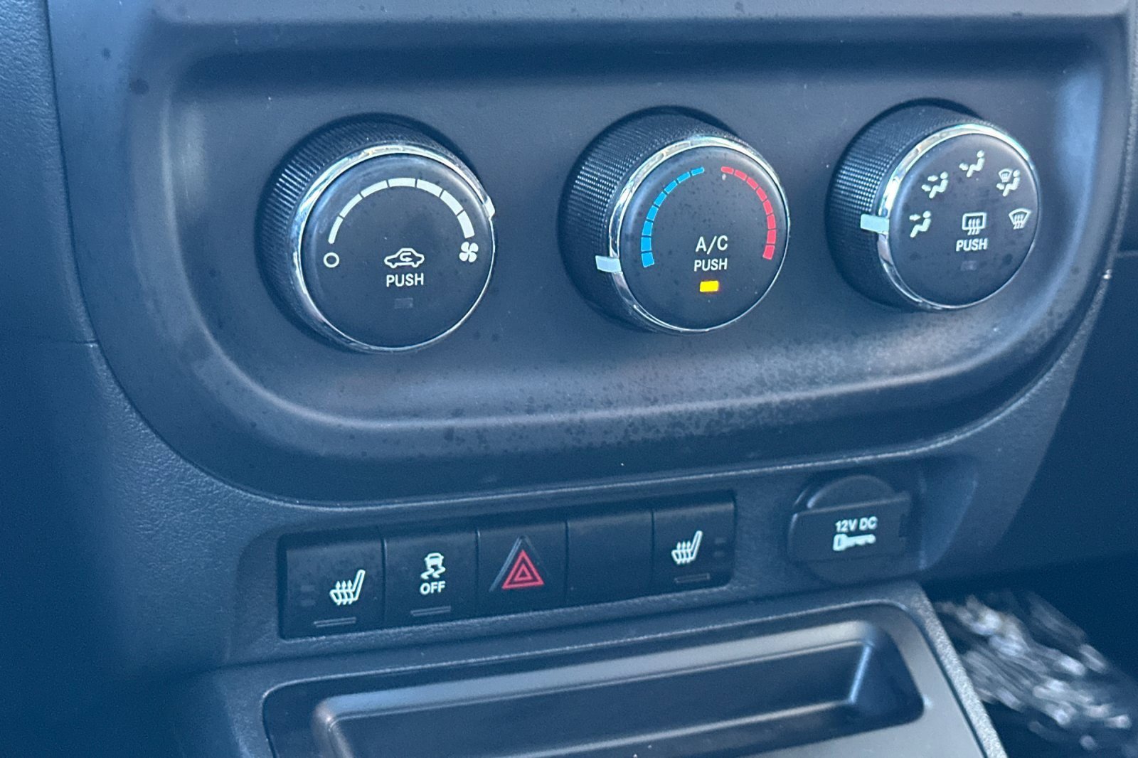 Used 2016 Jeep Patriot High Altitude image 19