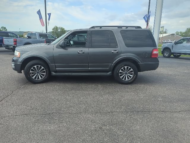 Used 2016 Ford Expedition XLT AWD/4WD image 26