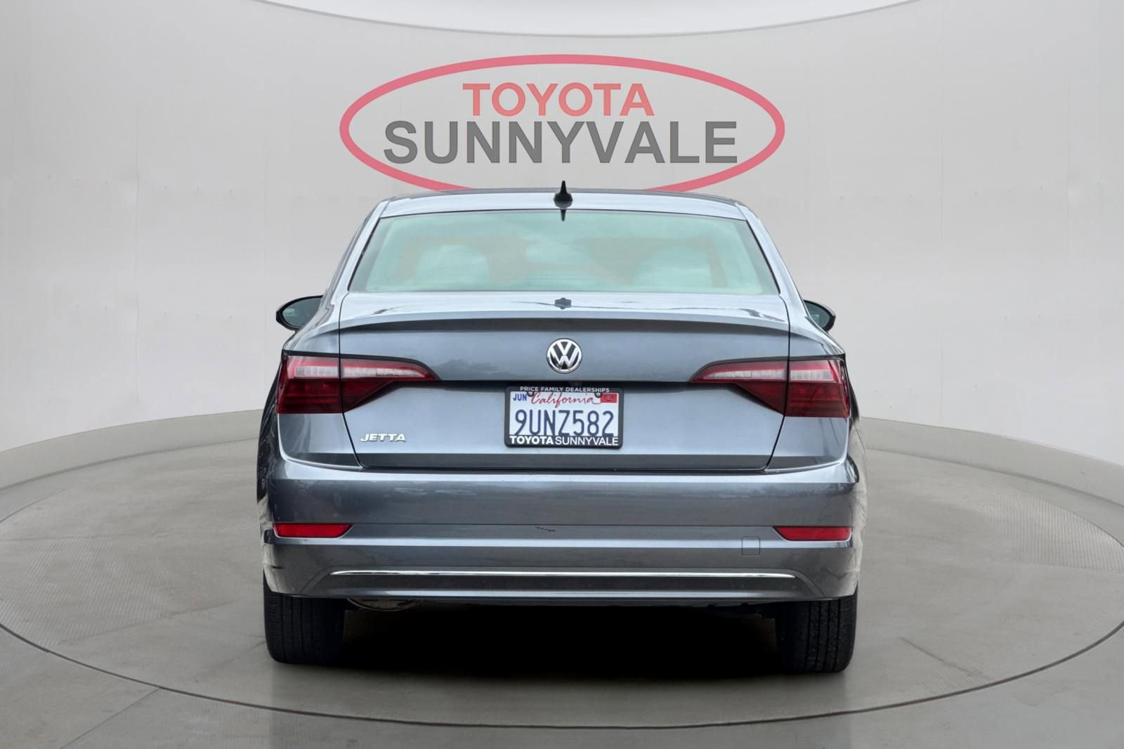 Used 2020 Volkswagen Jetta SE image 8