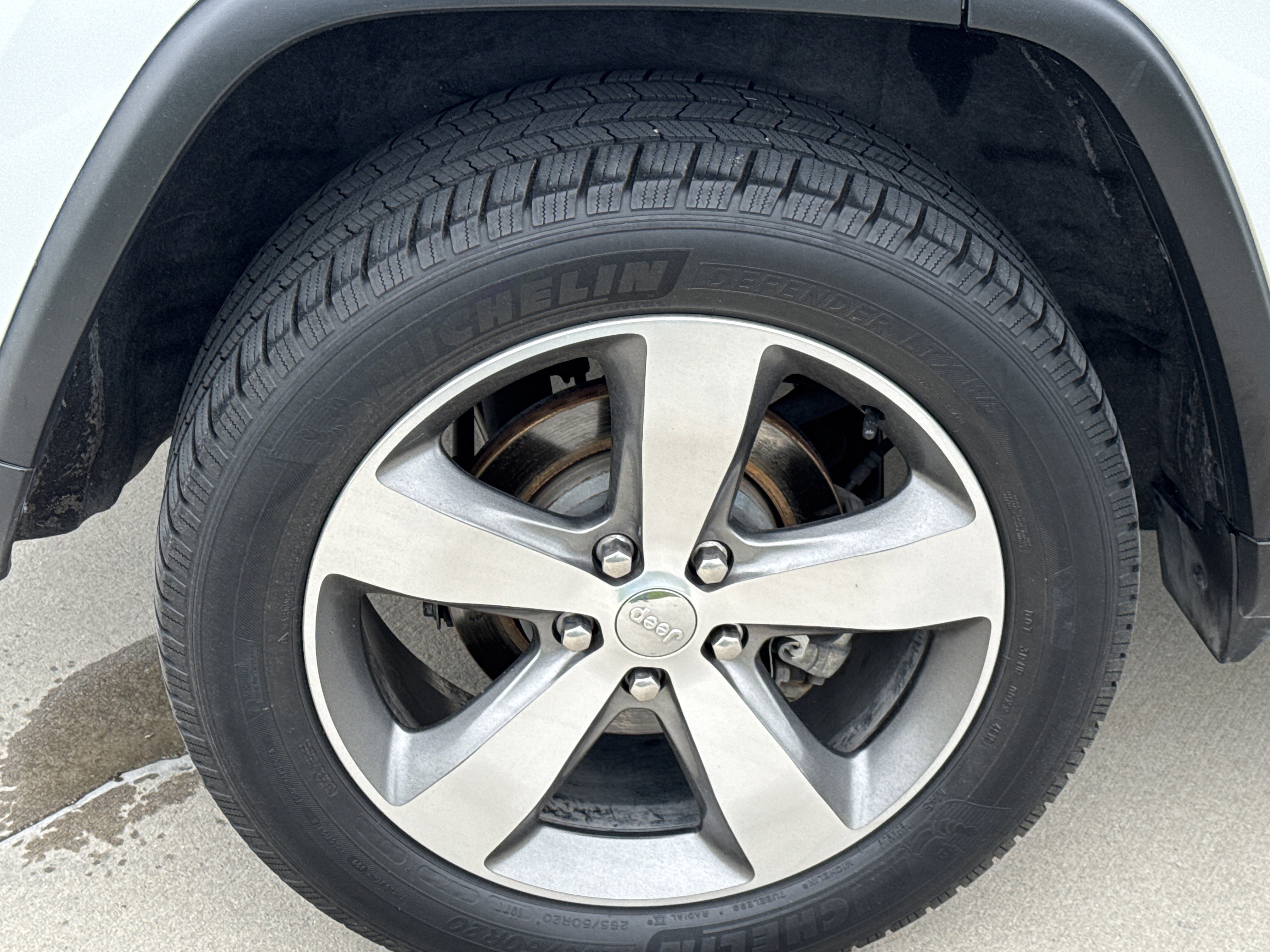 Used 2015 Jeep Grand Cherokee Limited w/ Luxury Group II AWD/4WD image 12