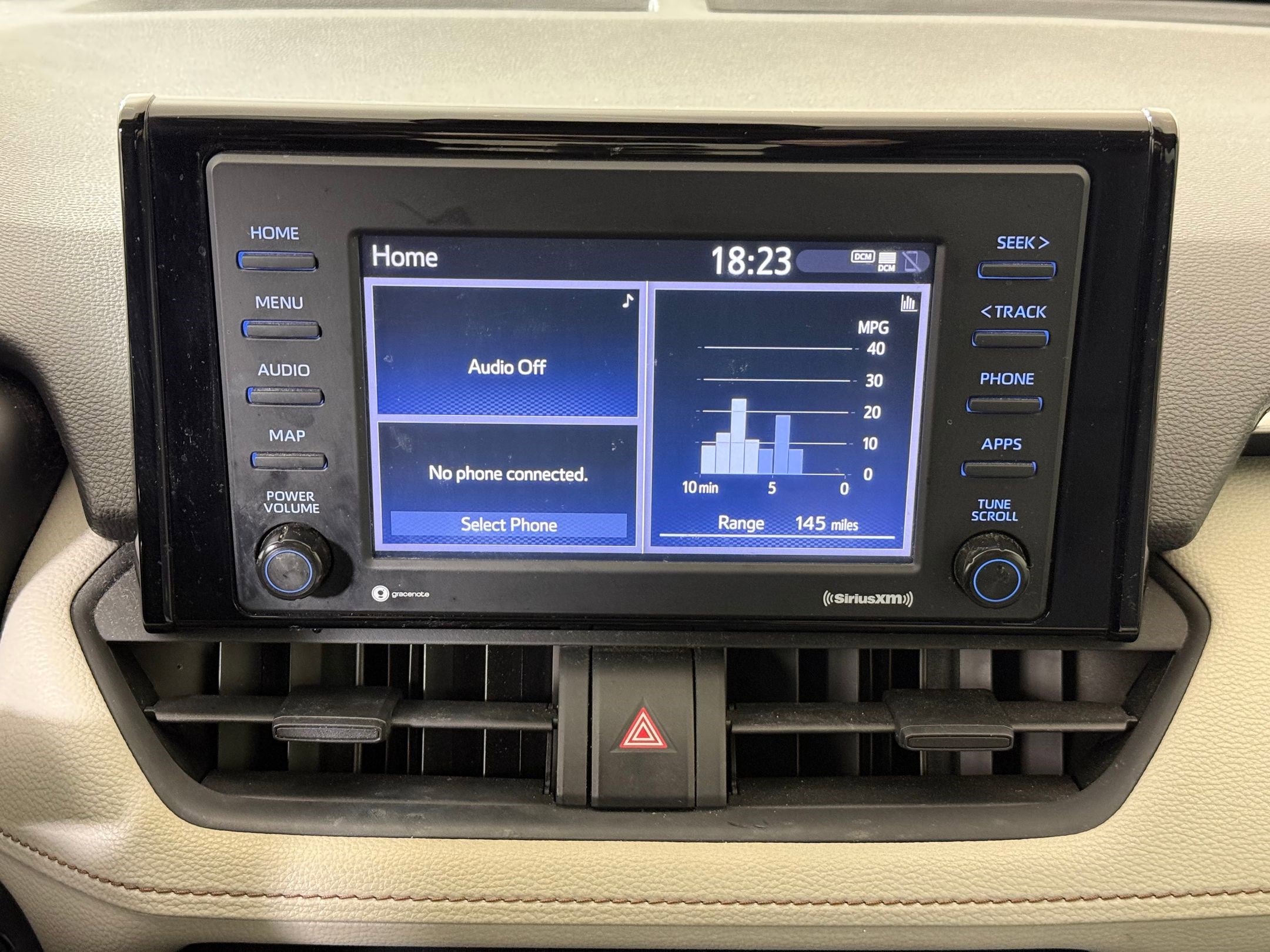 Used 2020 Toyota RAV4 XLE image 25