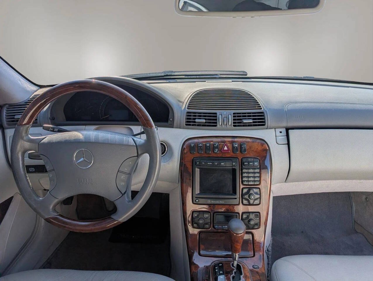 Used 2000 Mercedes-Benz CL 500 image 37