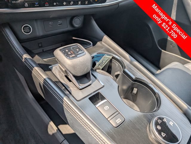 Used 2022 Nissan Rogue Platinum w/ Head-Up Display Package AWD/4WD image 21