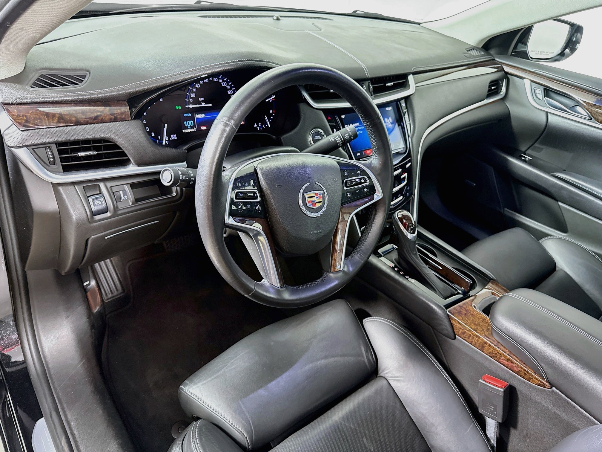 Used 2013 Cadillac XTS Luxury w/ Driver Awareness Package FWD image 9