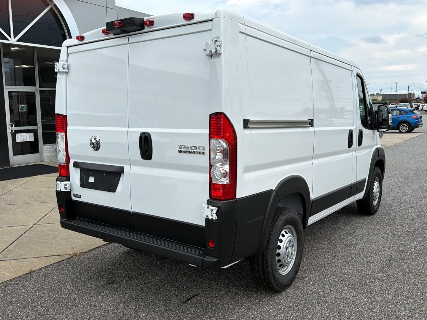 New 2026 RAM ProMaster 1500 w/ Convenience Group FWD image 9