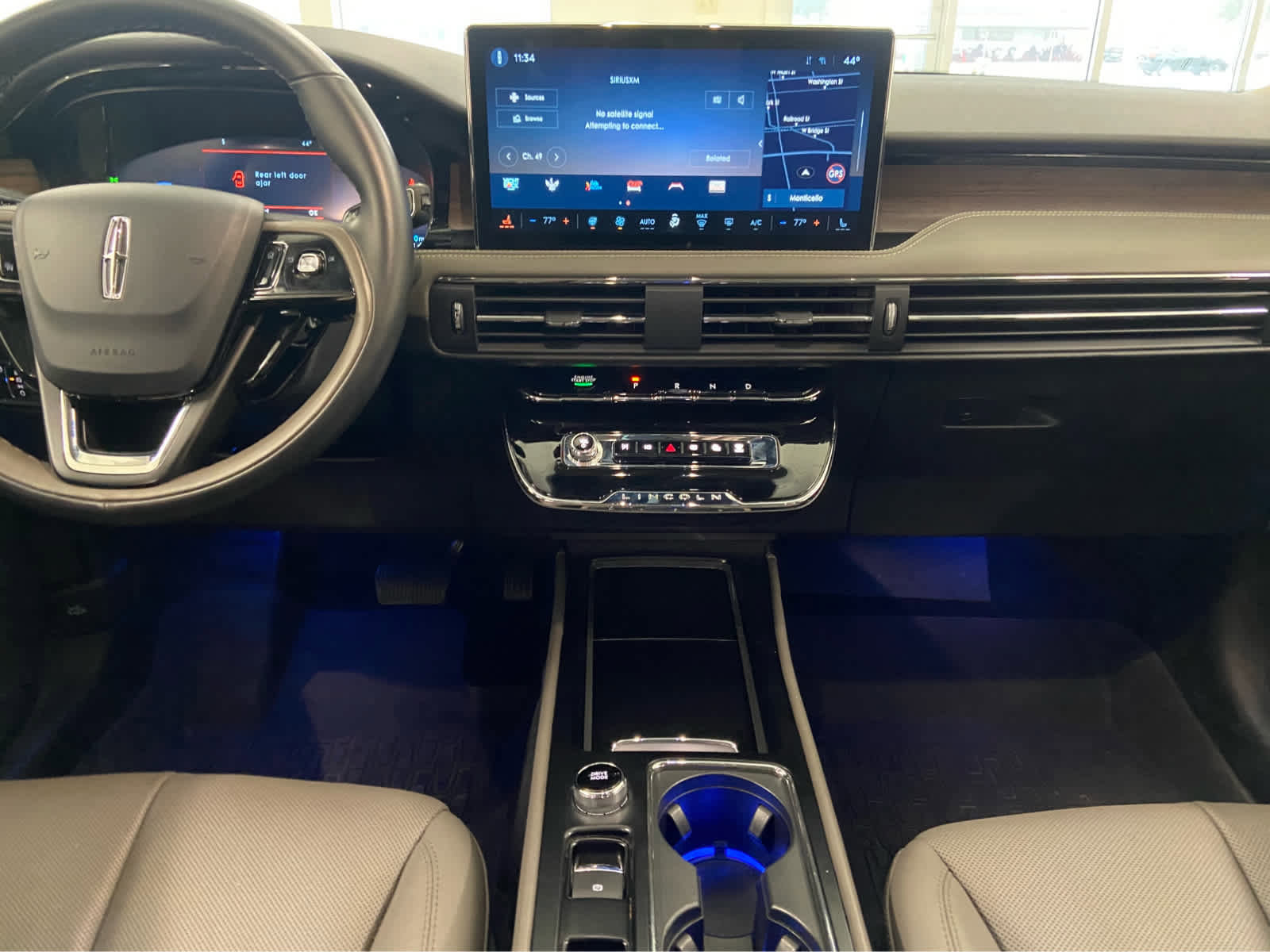 Used 2025 Lincoln Corsair Grand Touring w/ Equipment Group 301A image 19