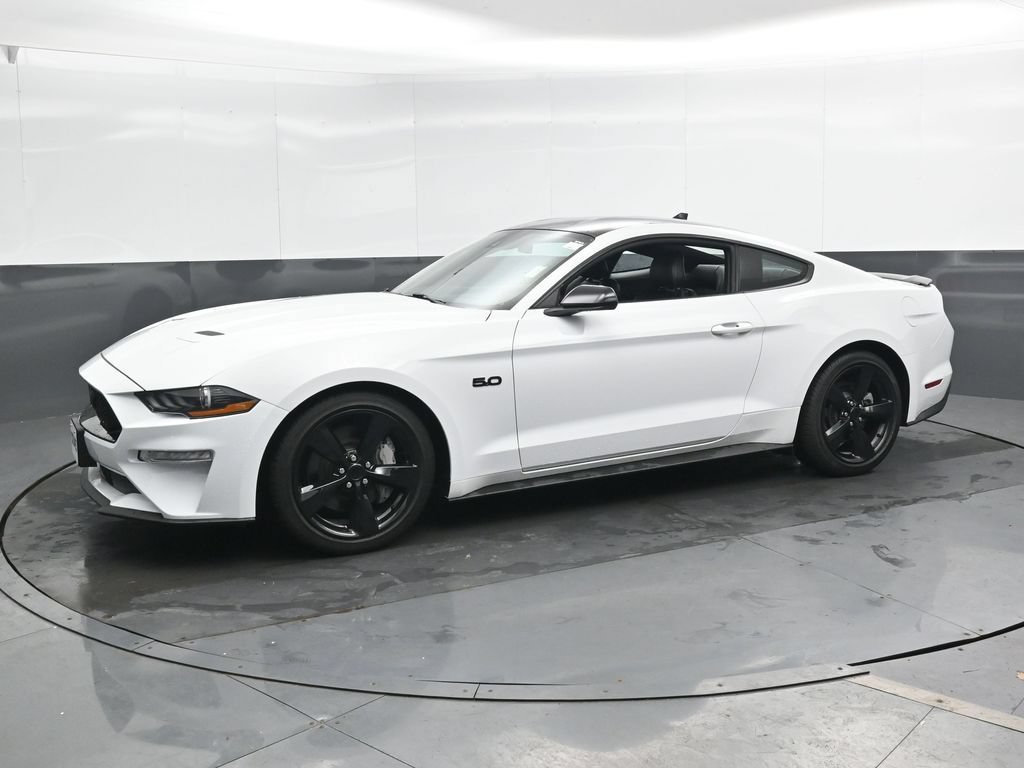 Used 2022 Ford Mustang GT Premium w/ Black Accent Package RWD image 10
