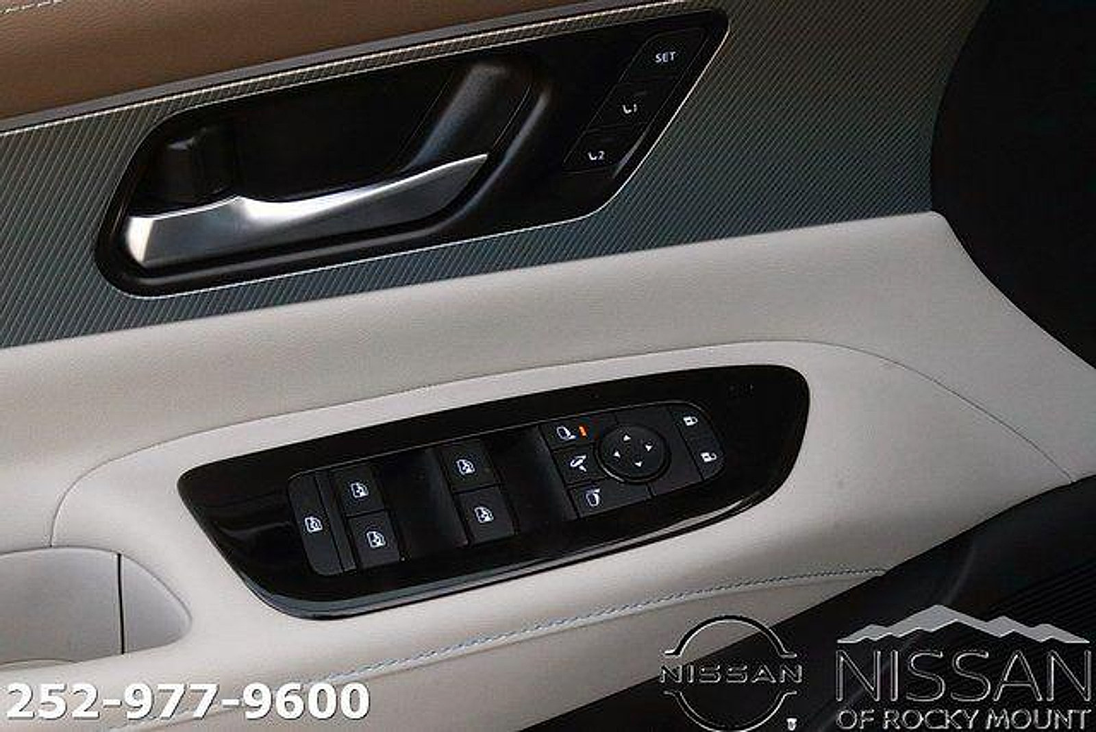 New 2026 Nissan Murano Platinum w/ Cargo Package AWD/4WD image 11