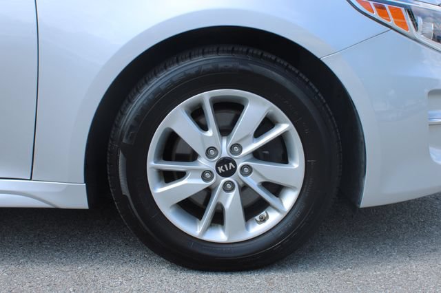 Used 2018 Kia Optima LX FWD image 35