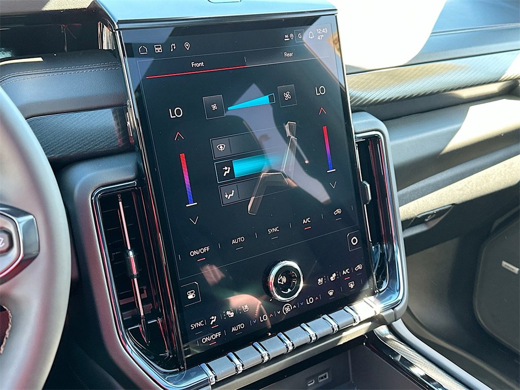 New 2026 GMC Yukon AT4 w/ AT4 Premium Plus Package image 14