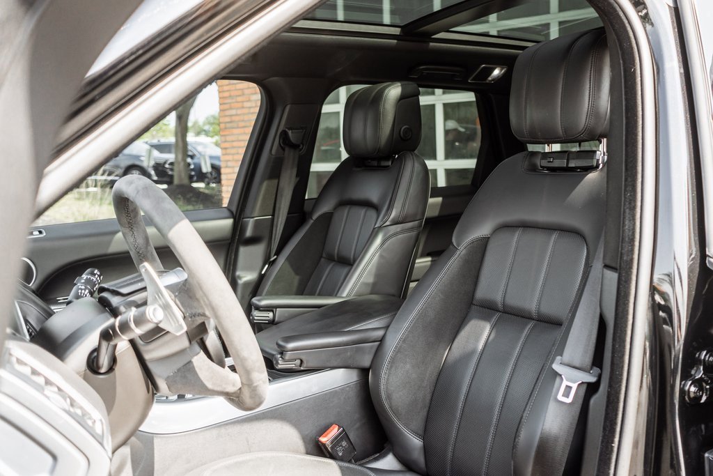 Used 2022 Land Rover Range Rover Sport HST image 6