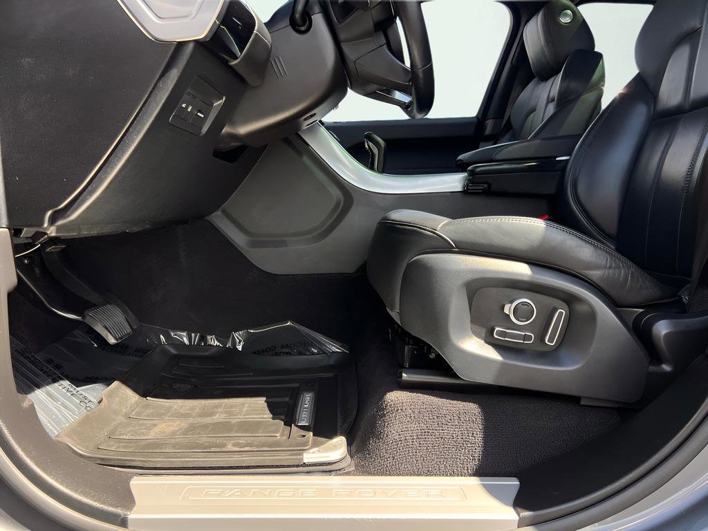Used 2017 Land Rover Range Rover Sport Supercharged image 41